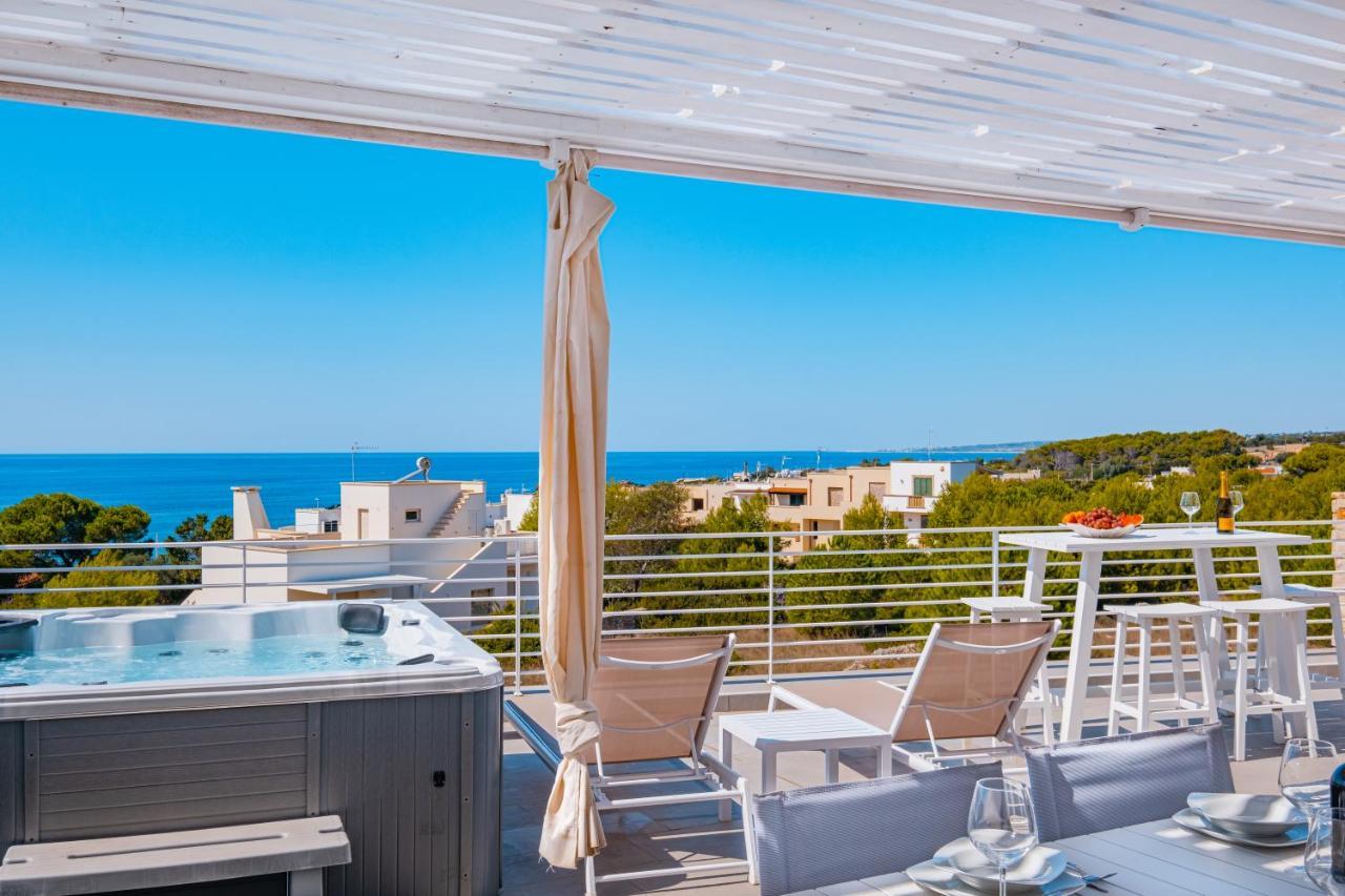 Jipirin - Private Jacuzzi Villas Castrignano del Capo Exterior photo