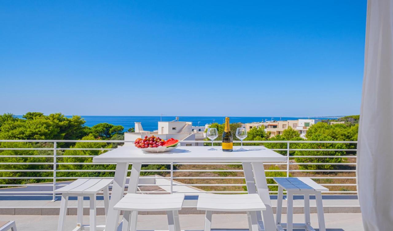 Jipirin - Private Jacuzzi Villas Castrignano del Capo Exterior photo