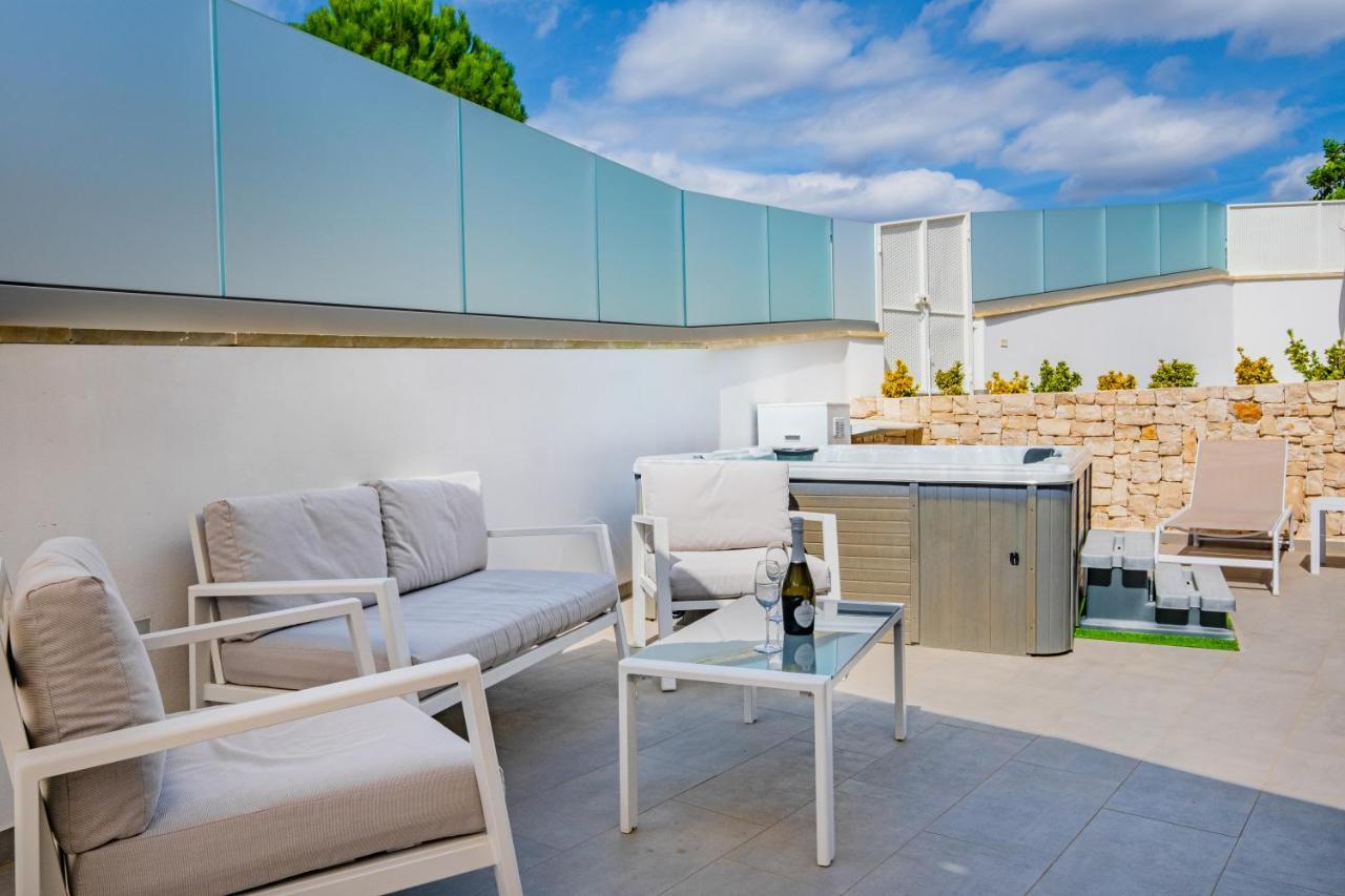 Jipirin - Private Jacuzzi Villas Castrignano del Capo Exterior photo