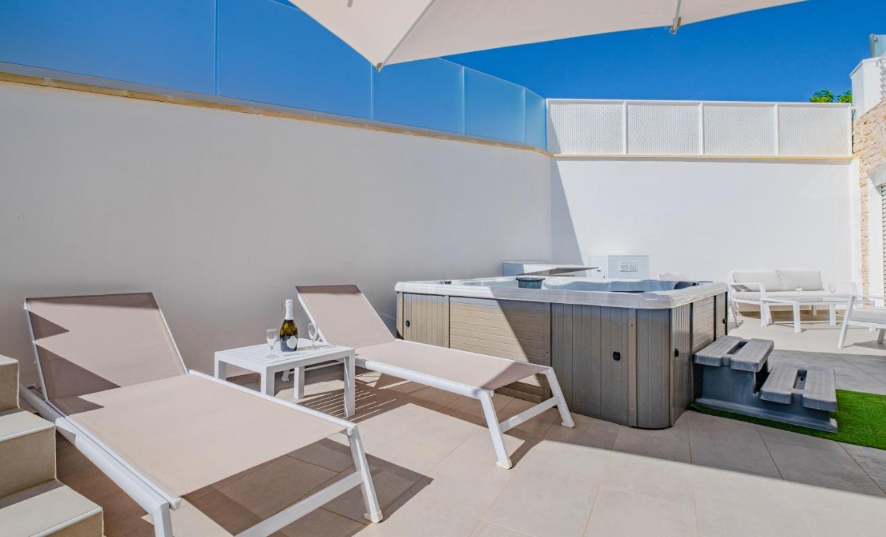 Jipirin - Private Jacuzzi Villas Castrignano del Capo Exterior photo