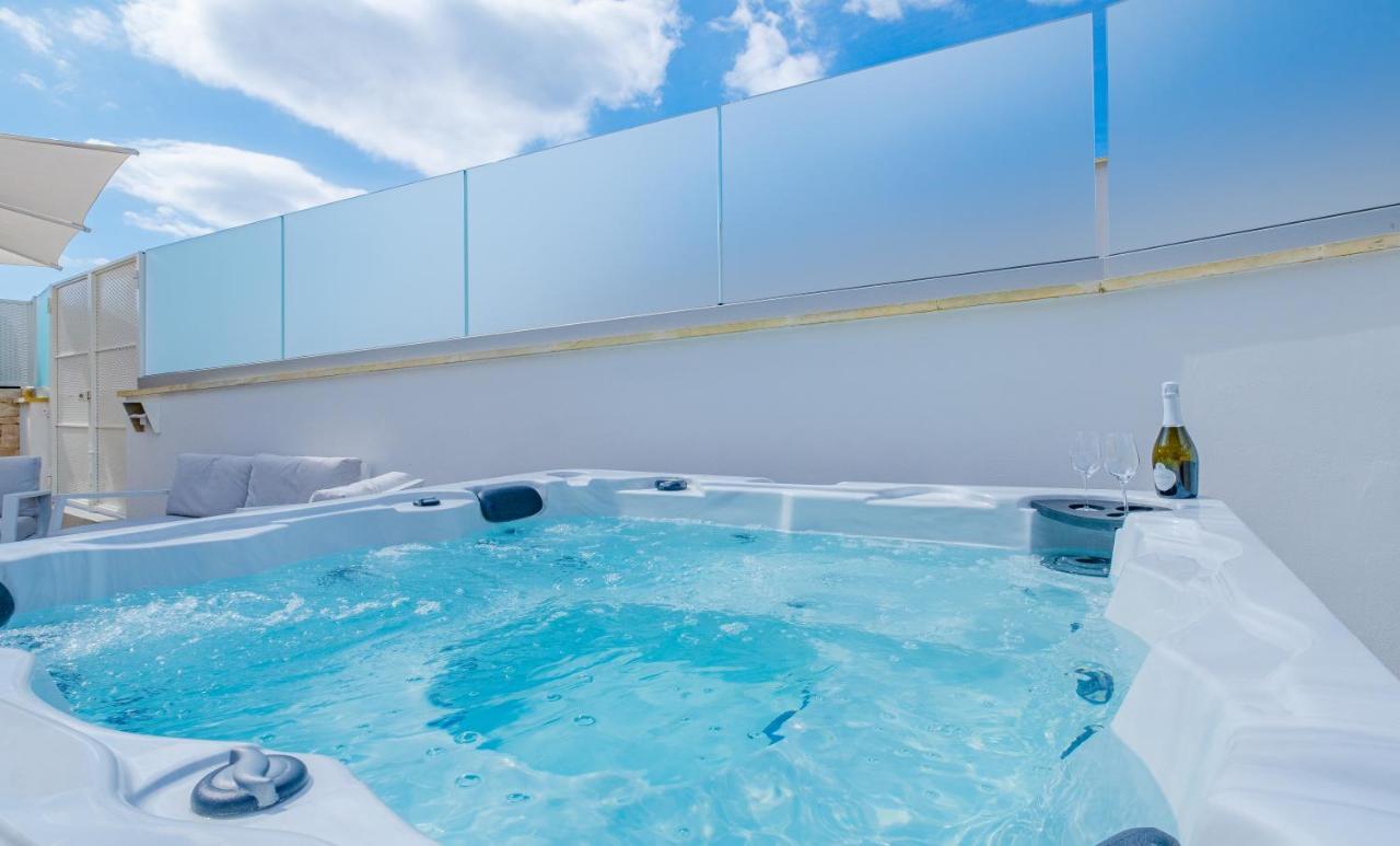 Jipirin - Private Jacuzzi Villas Castrignano del Capo Exterior photo